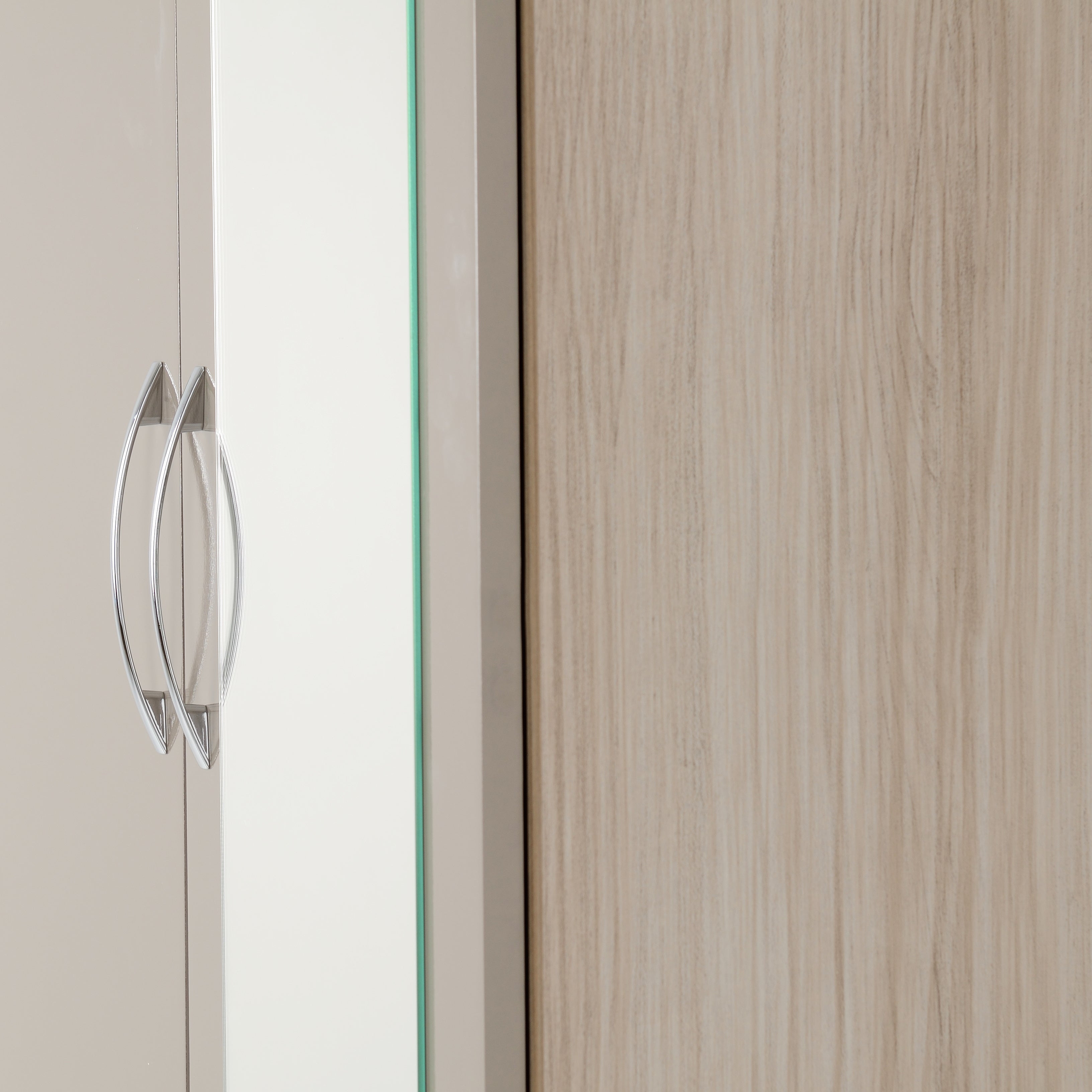 2 door and drawer wardrobe