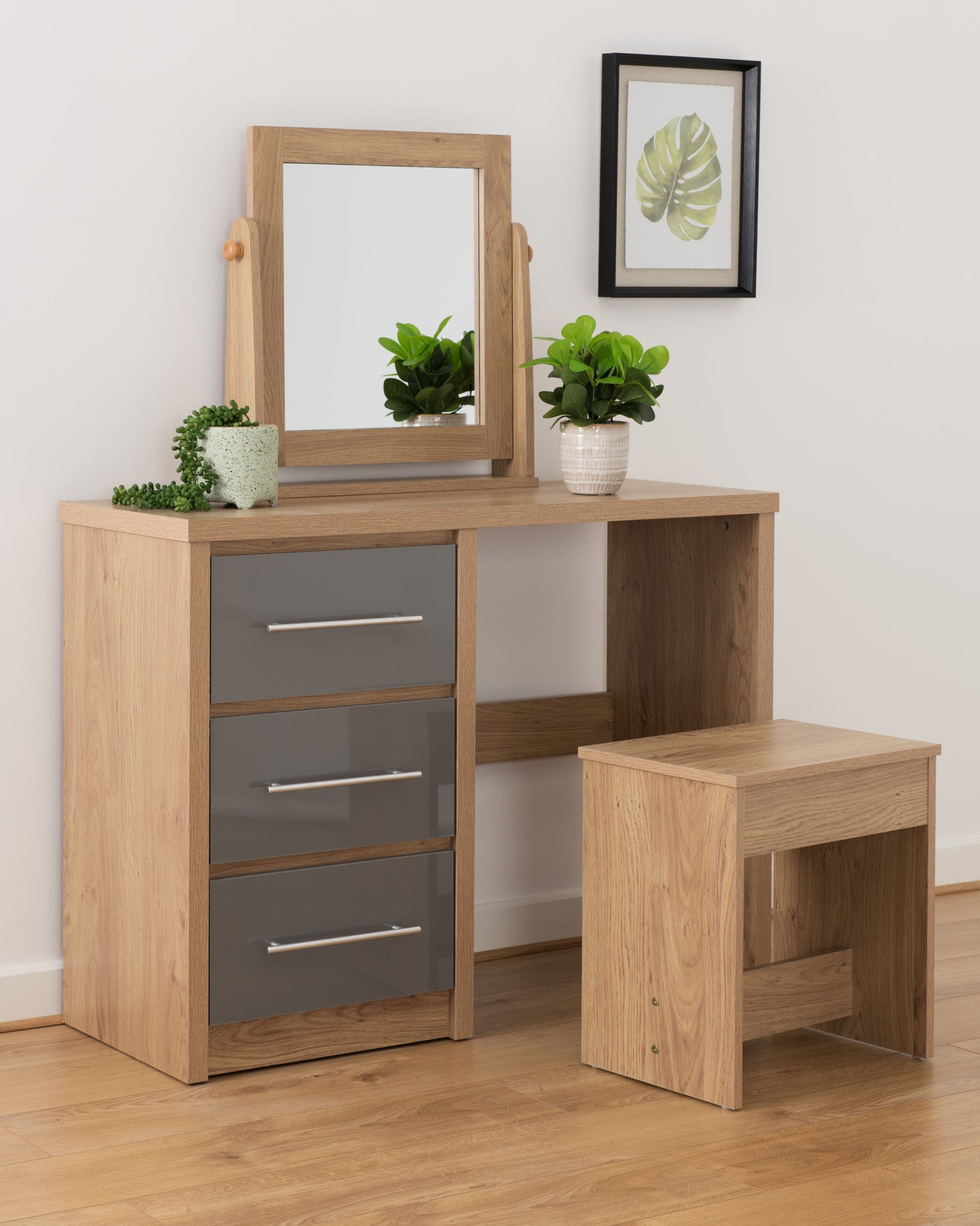 3 drawer dressing table