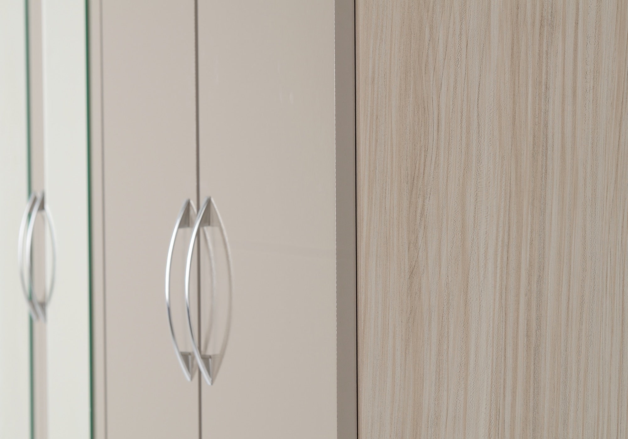 nevada 4 door 2 drawer mirrored wardrobe